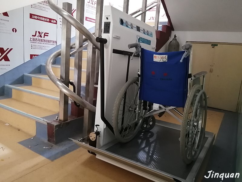济宁养老院安装斜挂升降机方便残障老人上下楼